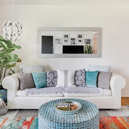 The Claremont #1 Apartment